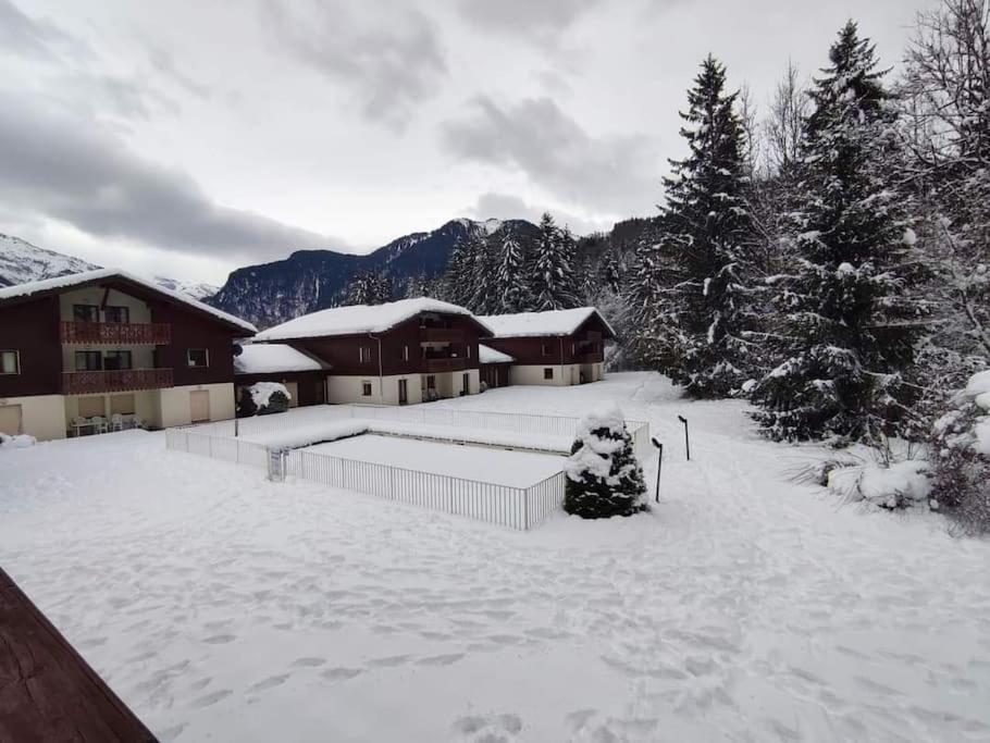 Samoens Residence Grand Tetras 4 Personnes Piscine Exterior foto